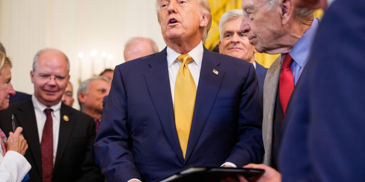 Trump apre le porte a un’intesa sui dazi. Ma le bizze francesi ci costeranno care Trump apre le porte a un’intesa sui dazi. Ma le bizze francesi ci costeranno care