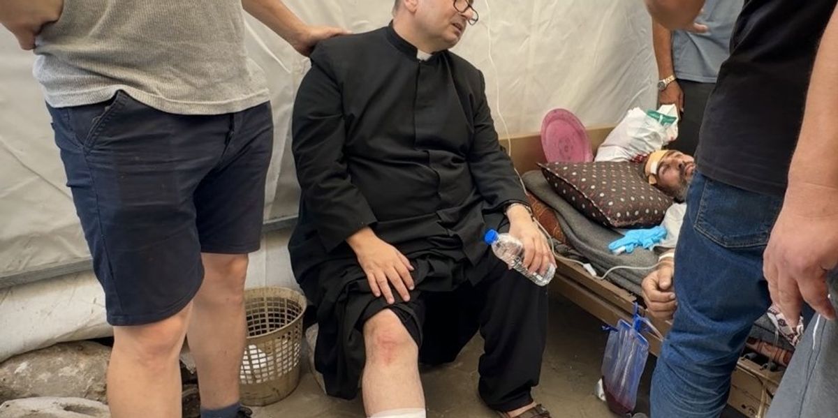 Israele colpisce la chiesa cattolica di Gaza