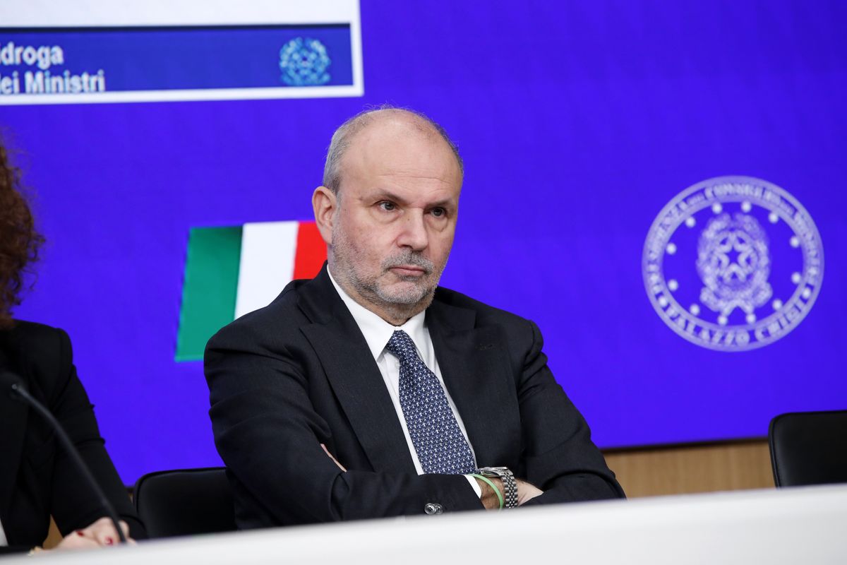 Il governo si sfila: respinto l’assalto dell’Oms