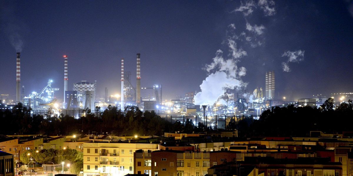 Il futuro dell’ex Ilva appeso a una nave: previsto il sì al rigassificatore Il futuro dell’ex Ilva appeso a una nave: previsto il sì al rigassificatore