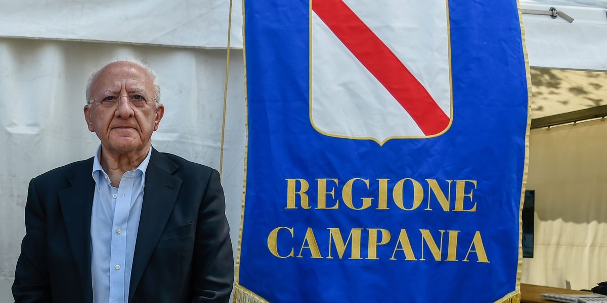 Pd nel caos per le Regionali: Giani resta candidato, De Luca snobba Elly per Conte Pd nel caos per le Regionali: Giani resta candidato, De Luca snobba Elly per Conte