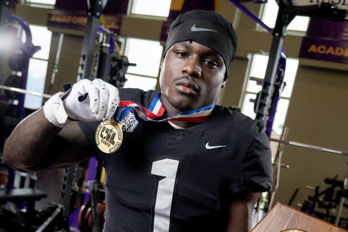 STAYING GROUNDED: Randle’s Williams-Callis Focused on the Work, Not the Hype