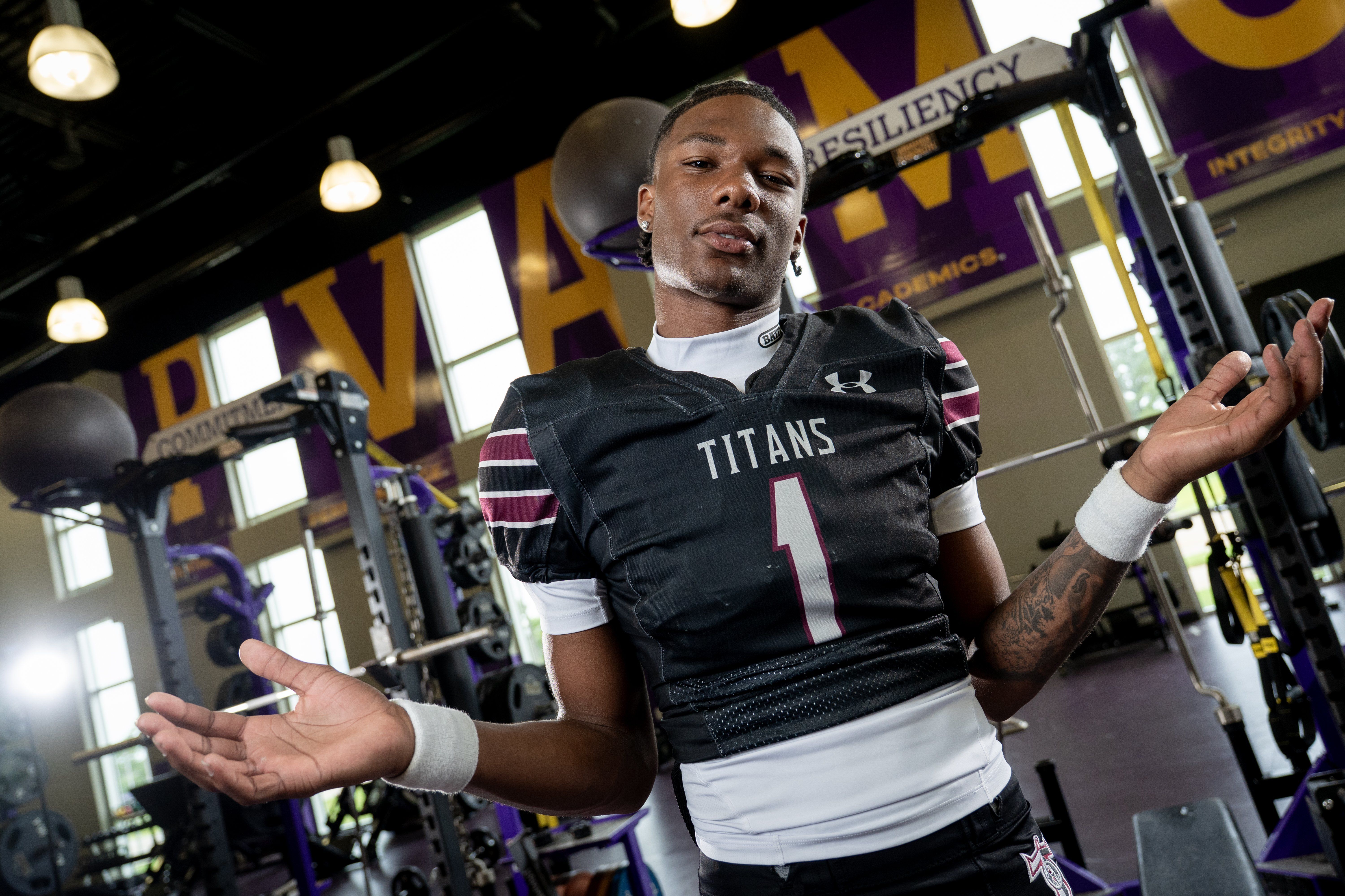 FROM LEGACY TO LEGEND: Five-Star QB Keisean Henderson commands the spotlight in H-Town