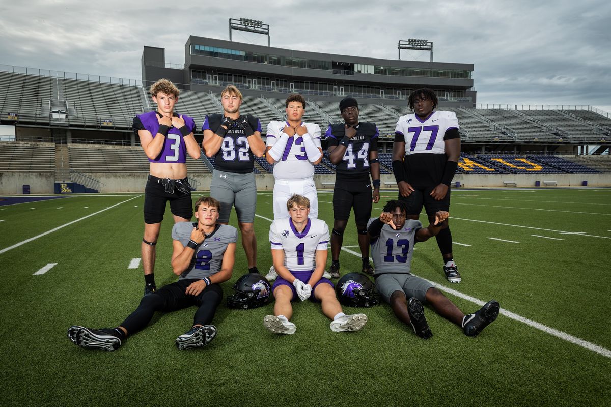 DISTRICT 20-6A: Fulshear, Strake Jesuit, Foster all battling for playoff positioning