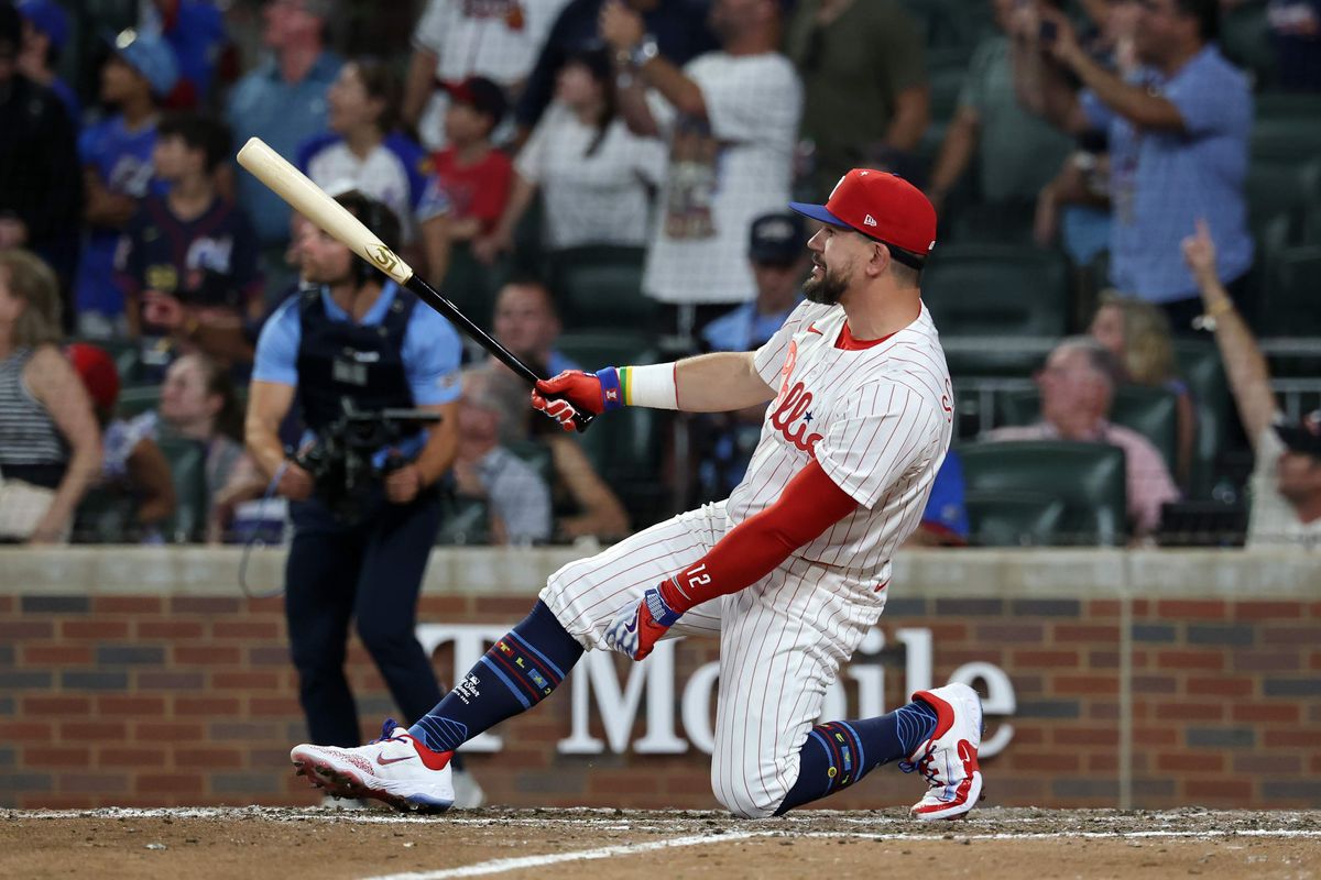 Late fireworks flip the script in thrilling All-Star showdown