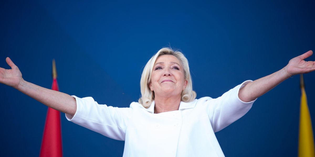 Pensioni bloccate e niente Pasquetta. L’austerità francese favorirà Le Pen