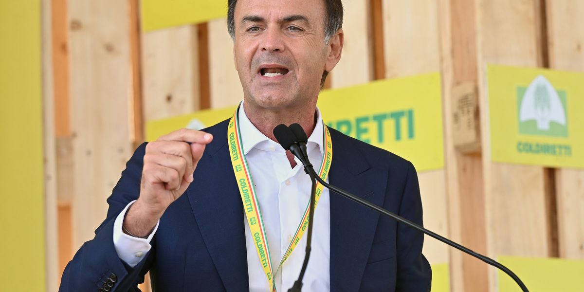 Anni di coltellate Ue ai contadini Anni di coltellate Ue ai contadini