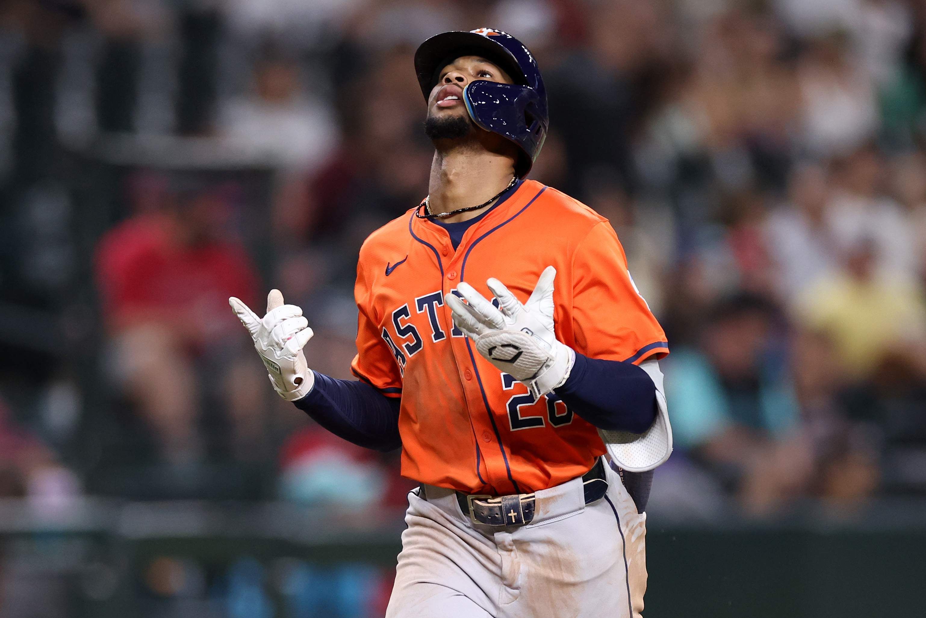 Rookie role grows again in Astros' latest win
