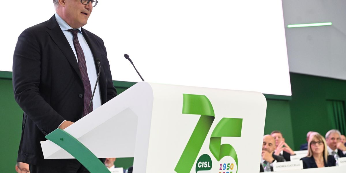 gualtieri spende 22 milioni e sana gli abusivi
