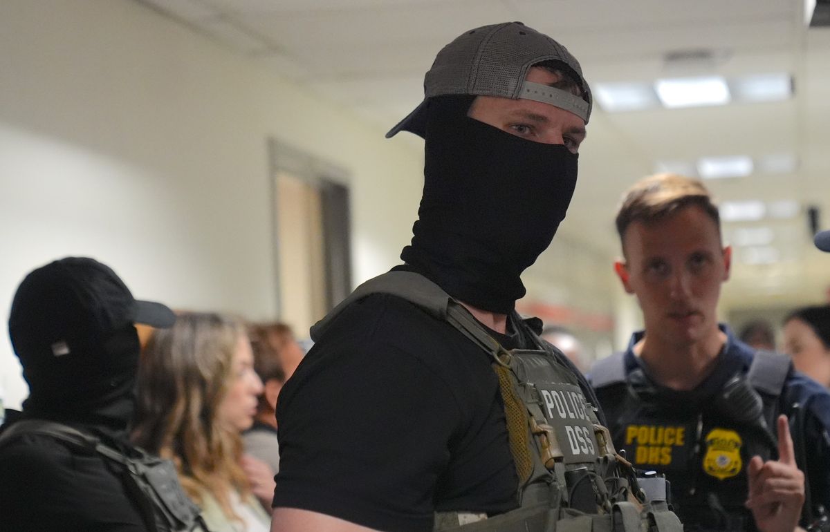 House Progressives Demand Answers From Noem on Masked ICE Agents