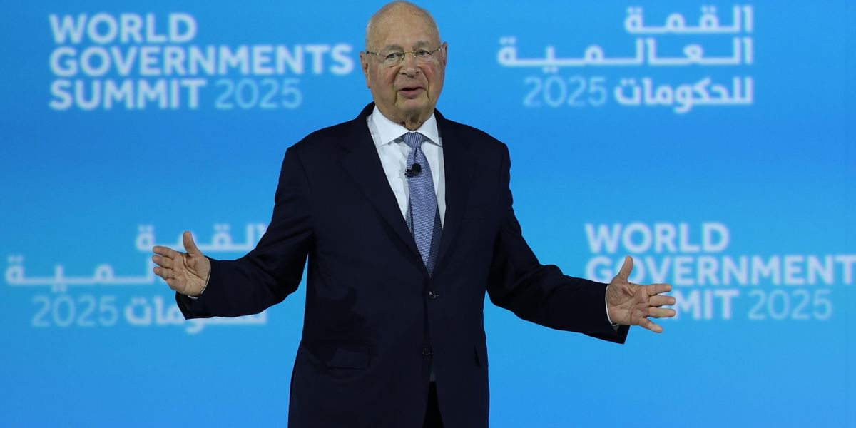 Accuse di molestie, ruberie e truffe: la misera caduta del padrone di Davos Accuse di molestie, ruberie e truffe: la misera caduta del padrone di Davos