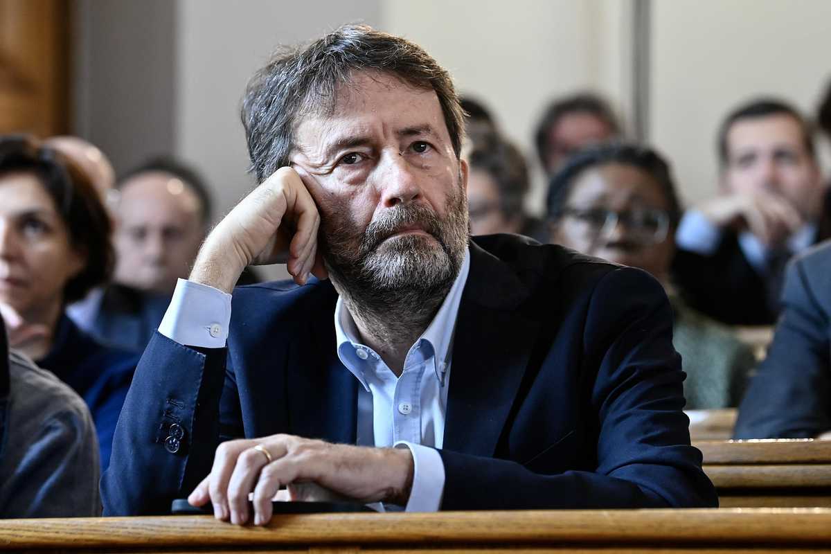 Il Pd indagato si offre ai magistrati