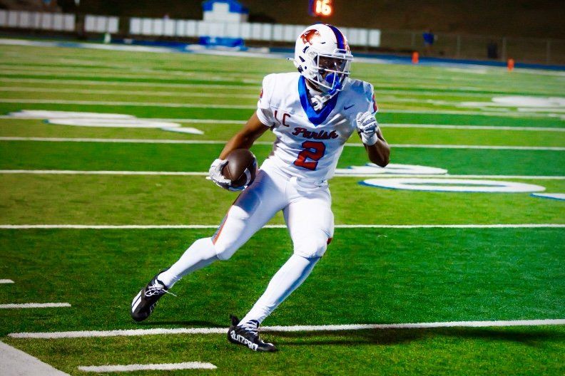 VYPE DFW 2025 Preseason Football Private School Offensive Player of the Year Fan Poll