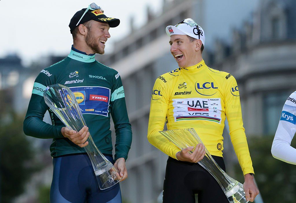 Tour de France 2025: Pogacar immenso, Milan fa la storia