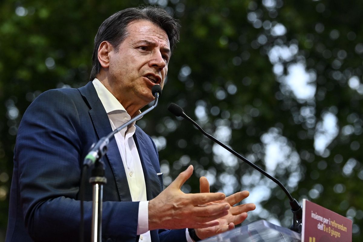 La «riunione di condominio» del M5s tiene in vita il campo largo in Toscana