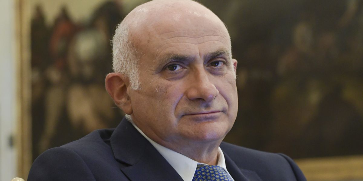 La cupola dei vaccini frigna ma tace sugli sbagli commessi