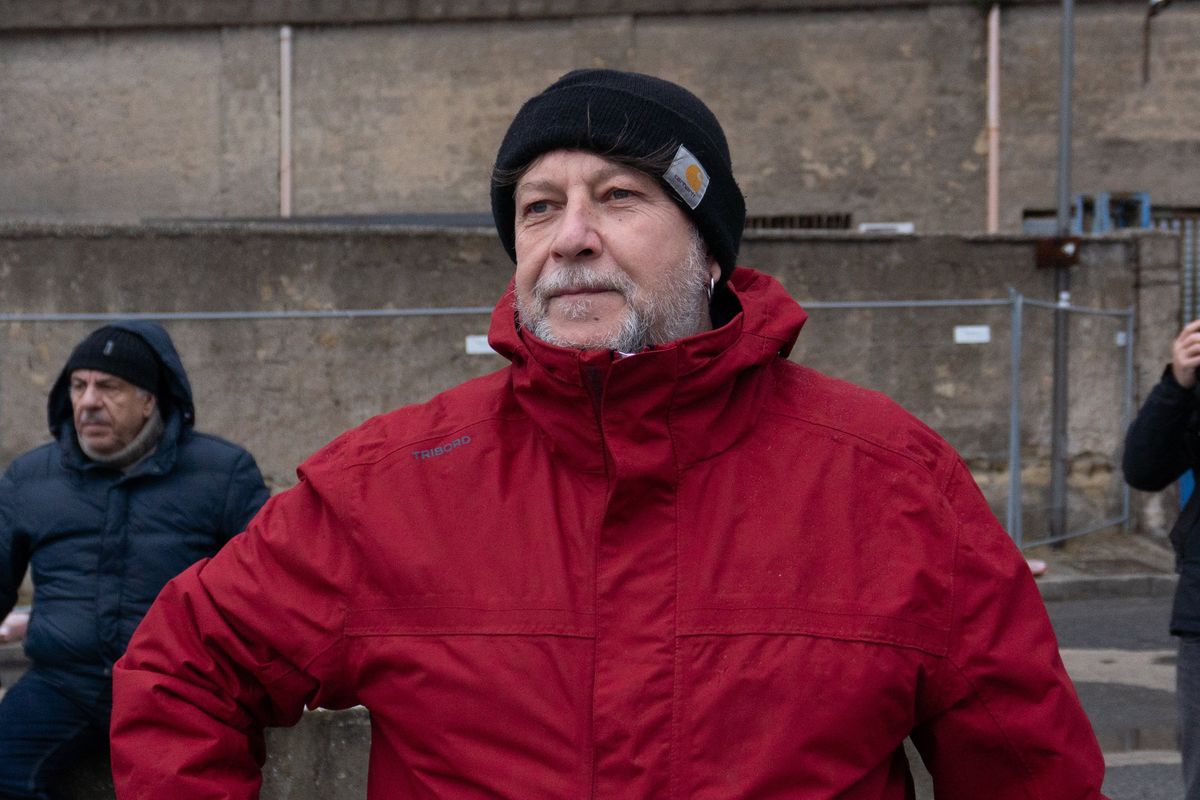 Affondato il prete degli immigrati. Ma riecco Casarini: «Torno in mare»