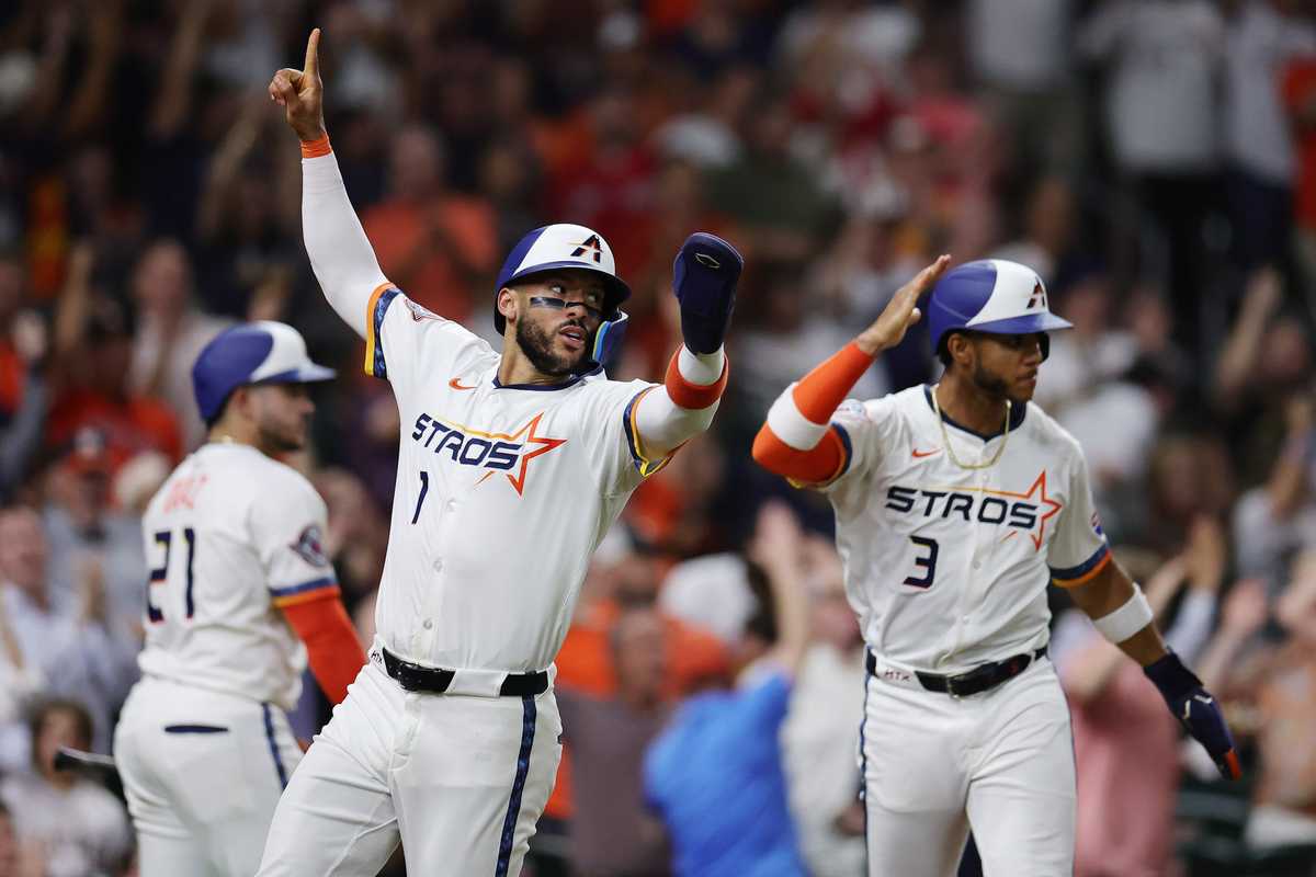 Astros emerge on top after thrilling battle with Red Sox