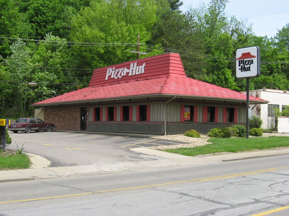 Pizza Hut's quiet retro redesigns tap straight into Gen X and Millennial nostalgia