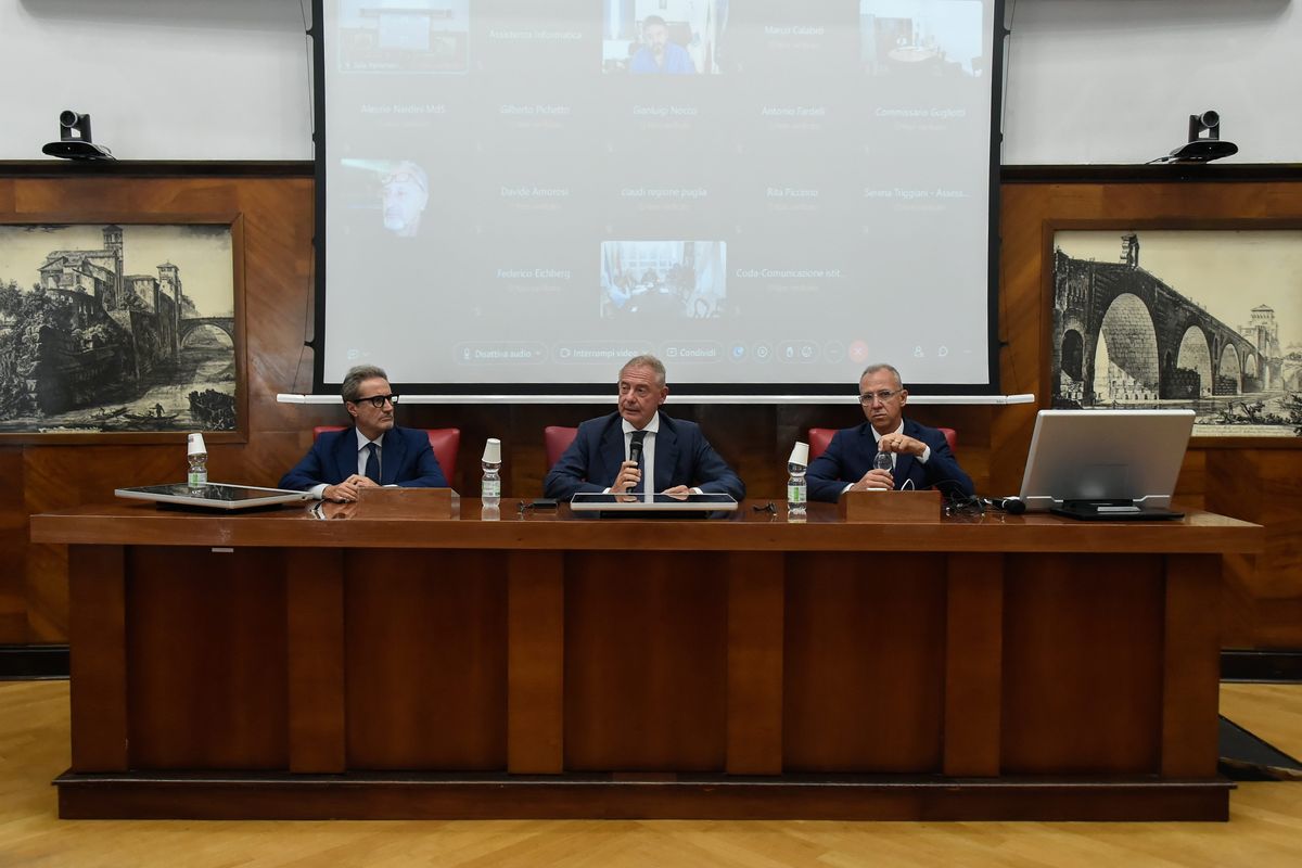 Boccata d’ossigeno per l’Ilva: c’è intesa sull’acciaio «pulito». Ma non si sa quando