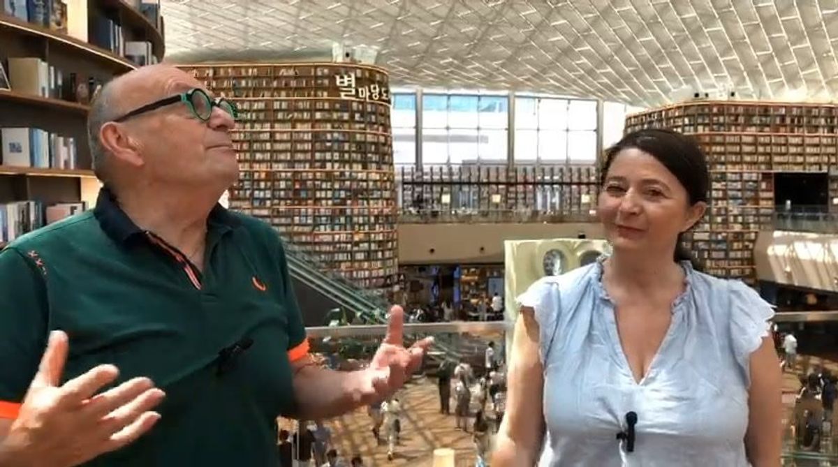Le pillole di galateo di Petra e Carlo: regole in biblioteca
