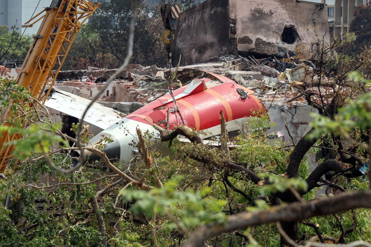 Piloti e suicidi in volo: un fenomeno raro ma dall’impatto devastante