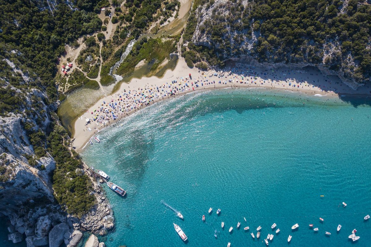 Cinque mete italiane last minute tra mare, natura e relax