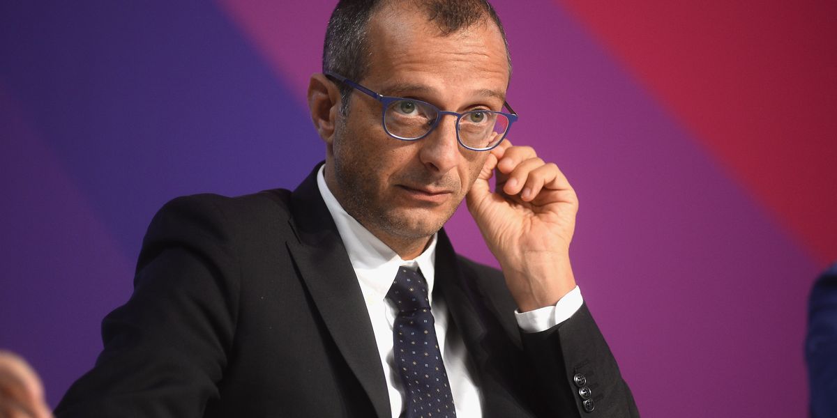 spese pazze di ricci a cena per presentare il suo libro