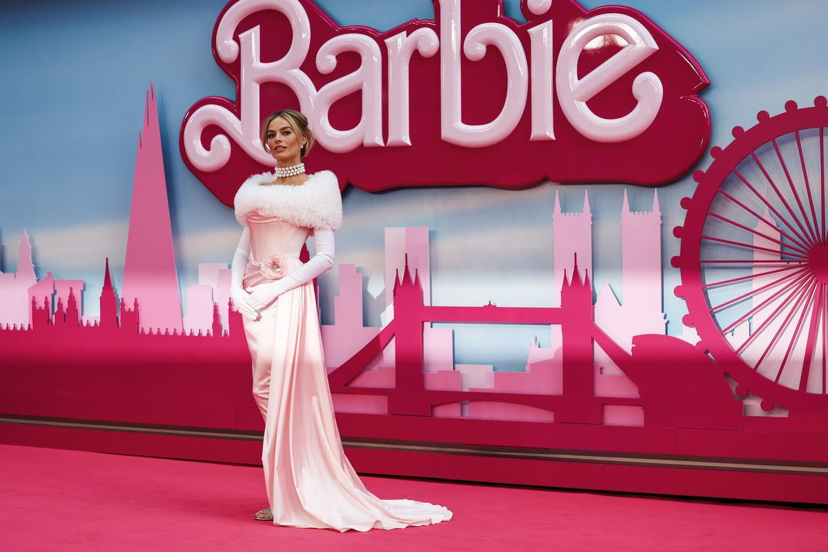 «Barbie modello femminile impuro». In Francia gli islamici la censurano