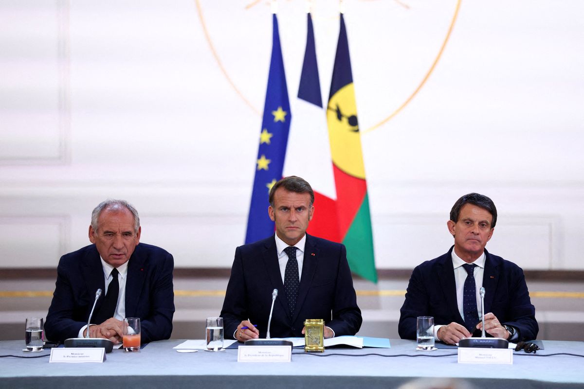 Oltremare Parigi conserva territori che tratta ancora come colonie. La Nuova Caledonia ne è un esempio