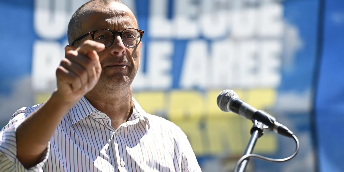 «Gli uomini del sindaco taglieggiavano gli ambulanti per i posti alle feste»