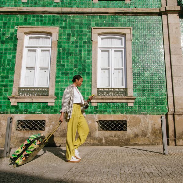 Every It Girl Needs These Carry-On Essentials On Vacation