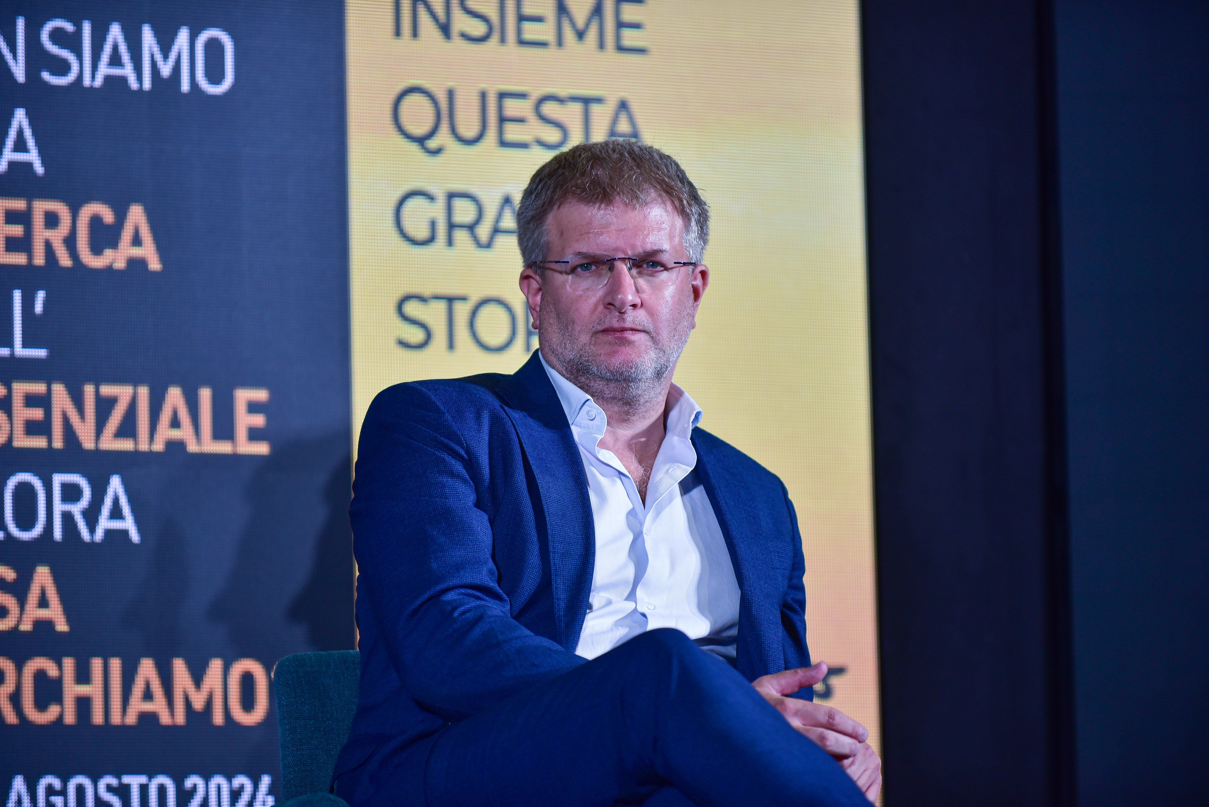 Carlo Fidanza: «Sui rom la sinistra fa come gli struzzi»