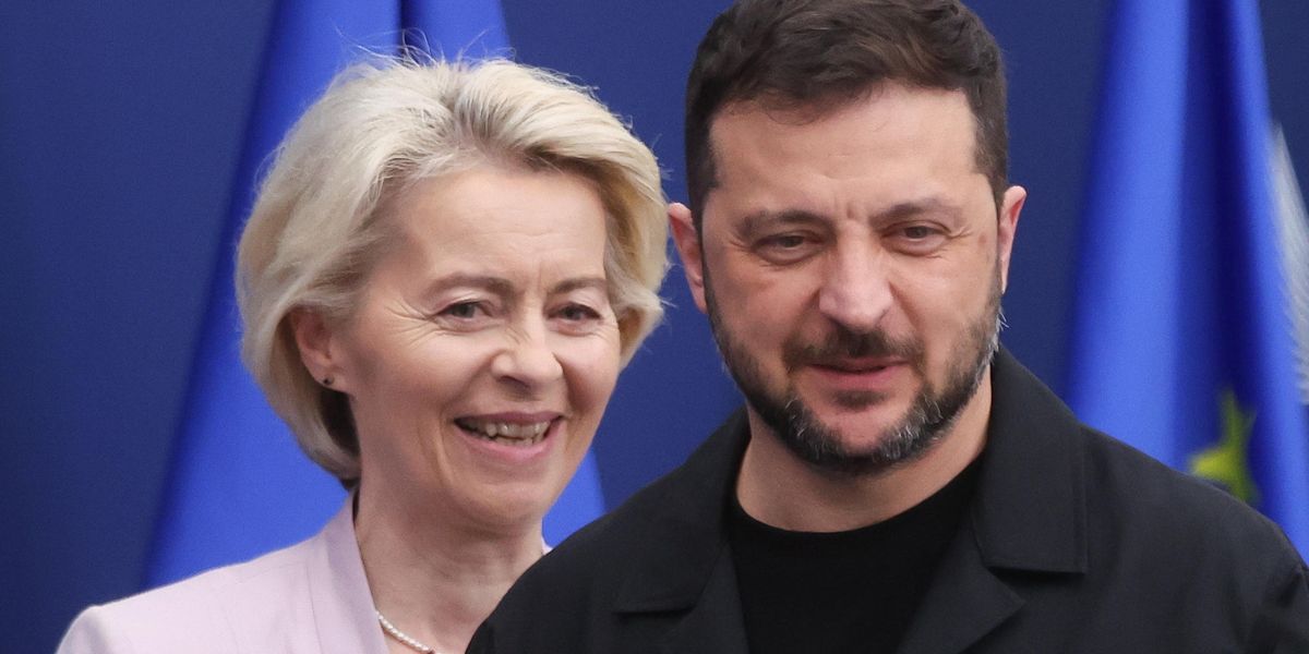 «Cessate il fuoco». L’azzardo di Zelensky complica il tavolo