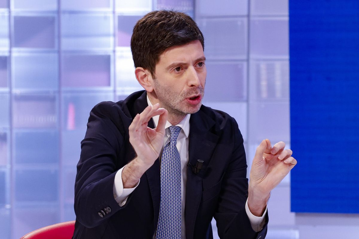 La casta degli esperti ha umiliato il sapere scientifico