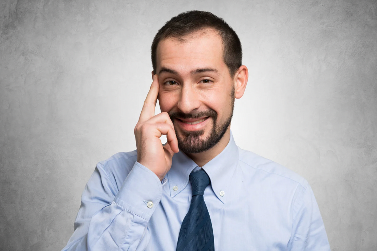 signs of intelligence, how to sound smarter, ask reddit, reddit, social skills, IQ, learning