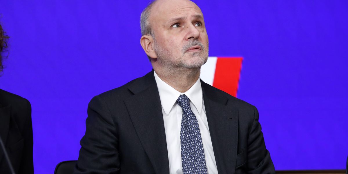 Il ministro asintomatico con la variante Badoglio
