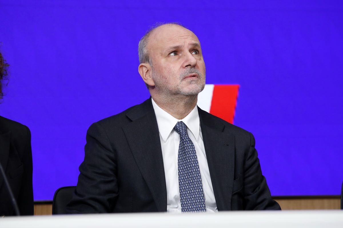 Il ministro asintomatico con la variante Badoglio