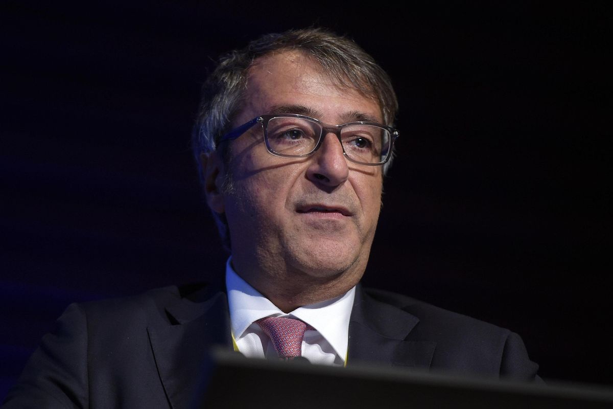 Cartabellotta muto sullo stipendio (vietato)