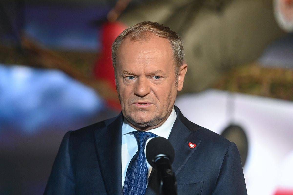 Tusk si mette di traverso: «Vertice a Budapest? È meglio andare altrove»