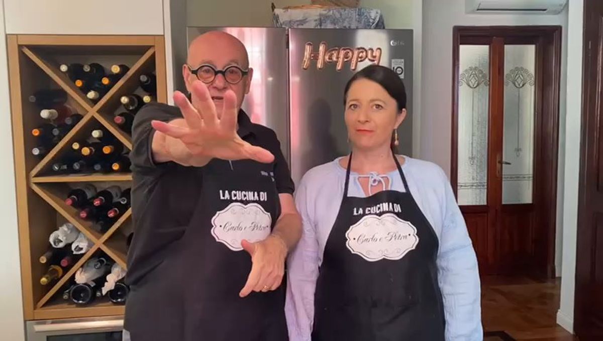 Le pillole di galateo di Petra e Carlo: le fake news del Bon Ton