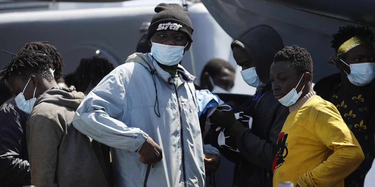 I giudici europei azzoppano la lotta contro gli scafisti I giudici europei azzoppano la lotta contro gli scafisti