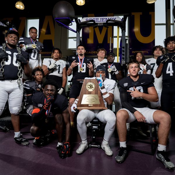 DISTRICT 9-5A-DII: Randle primed to defend State Title; Iowa Colony, FB Marshall remain legit contenders