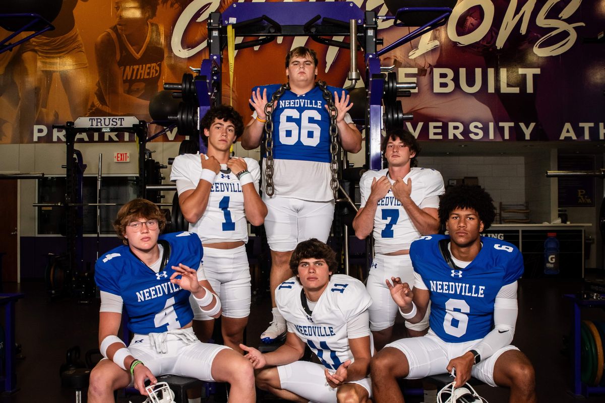 DISTRICT 12-4A-DI: Needville, Navasota begin on top; FB Crawford, Stafford trending upward