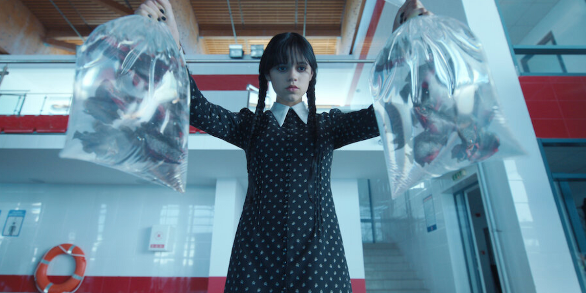 mercoled236 torna su netflix la seconda stagione tra misteri e incubi