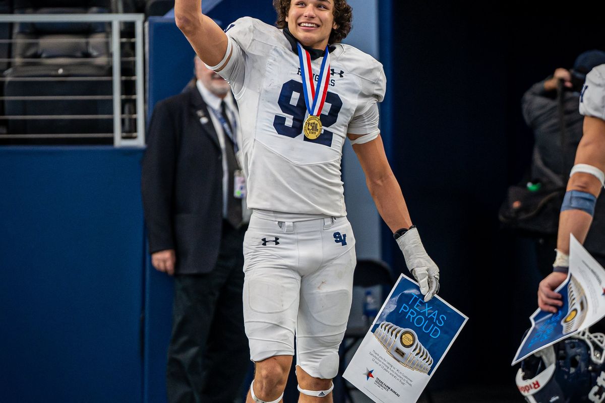 VYPE SATX 2025 Preseason Football Defensive Player of the Year Fan Poll