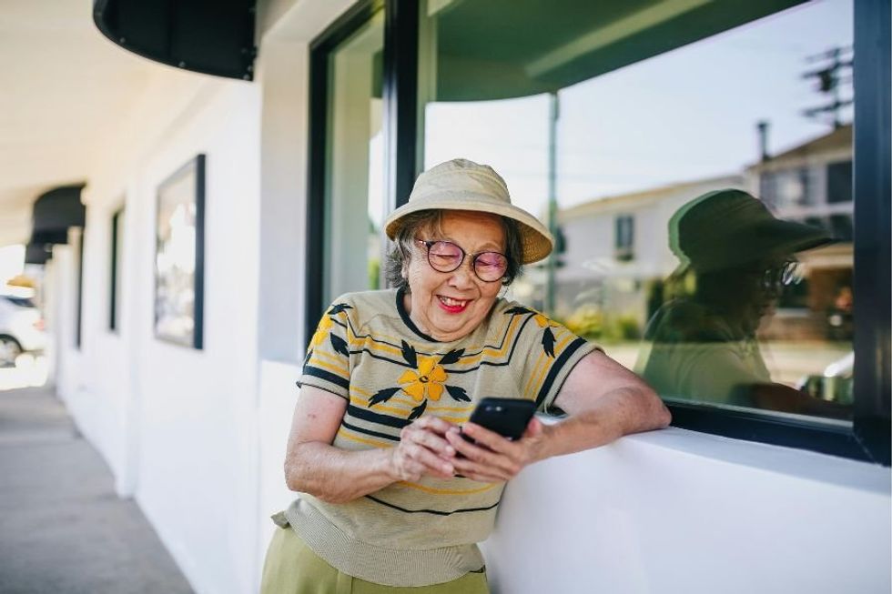 linguist; boomers; gen x; millennials; gen z; text etiquette; boomer texting; gen z slang