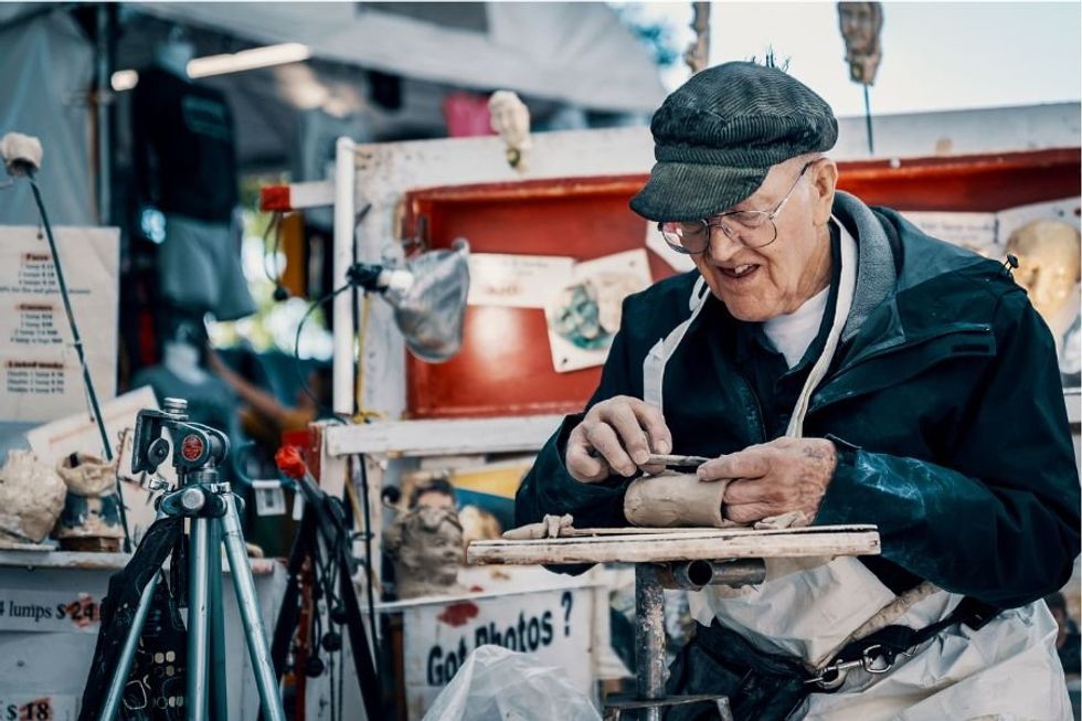 linguist; boomers; gen x; millennials; gen z; text etiquette; boomer texting; gen z slang
