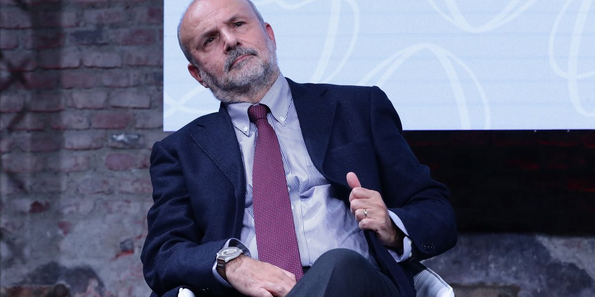 Visti i precedenti, fatemi ministro