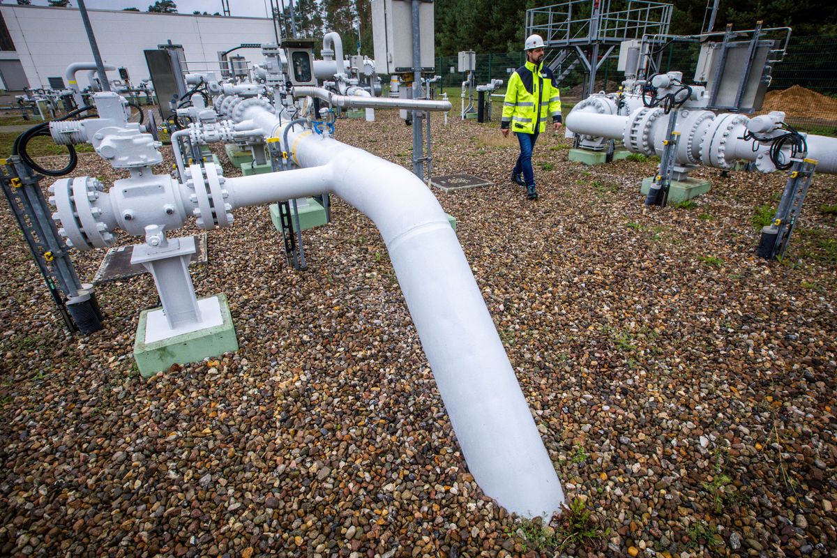 Germania senza gas, l’Ue si impunta: «Da Mosca mai più una molecola»